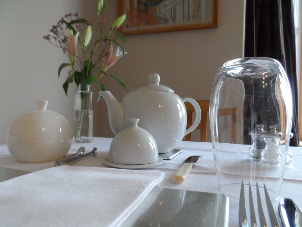 Mooredge B&B Уитби Экстерьер фото