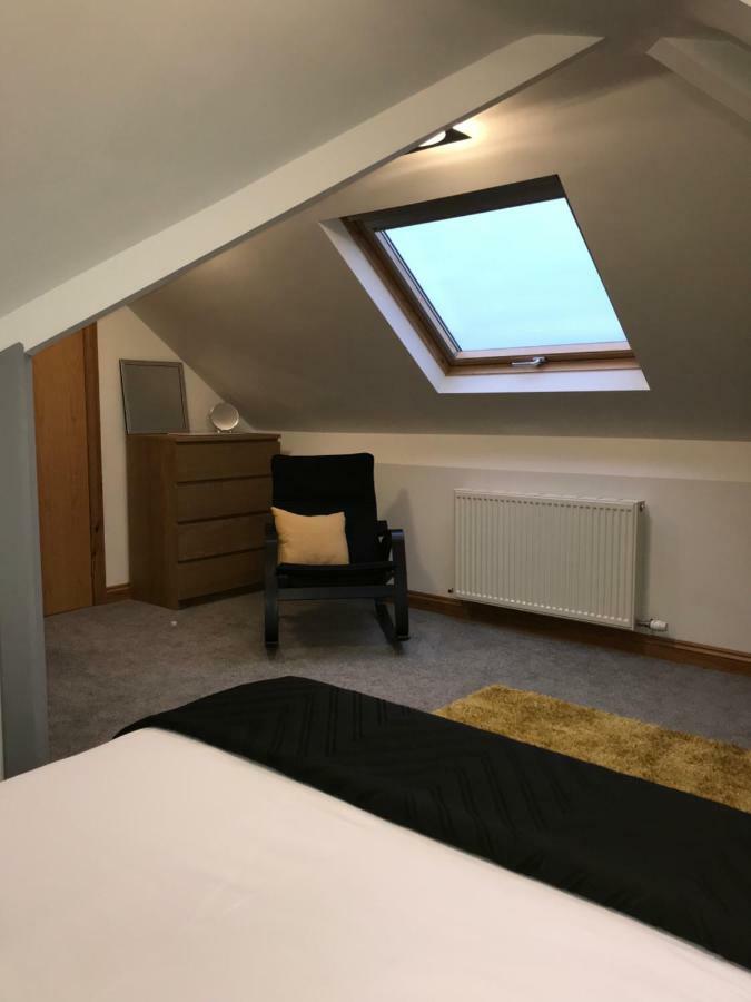 Mooredge B&B Уитби Экстерьер фото